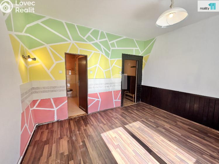 Pronájem bytu 2+KK Praha, V zahradách 843/1 č. 7