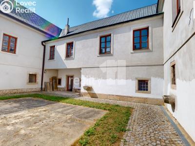 Prodej komerční nemovitosti Dačice, Krajířova 24 č. 11