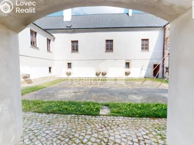 Prodej komerční nemovitosti Dačice, Krajířova 24 č. 27