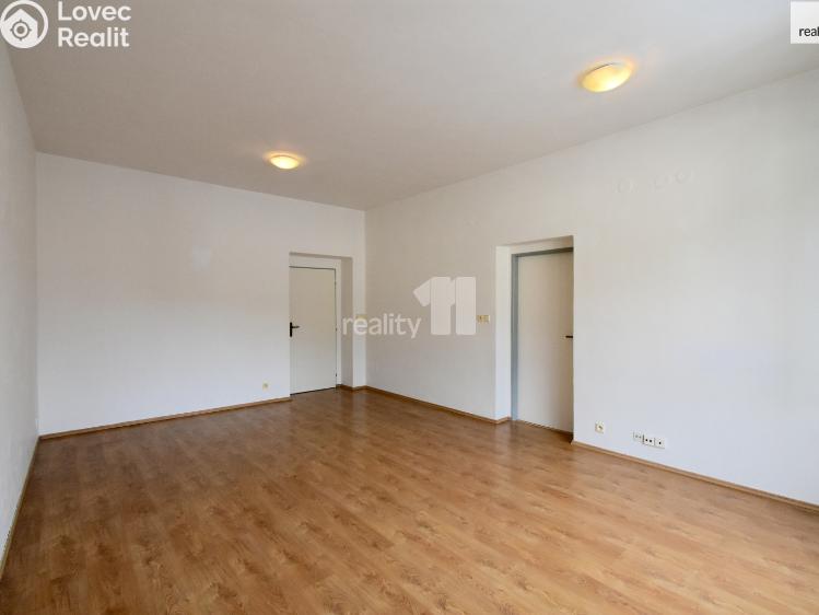 Pronájem kanceláře Náchod, Masarykovo náměstí 46 č. 5