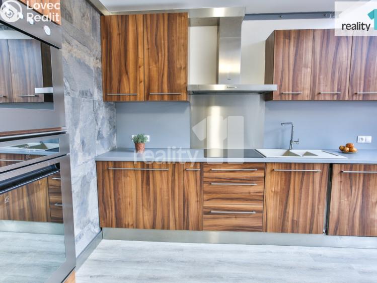 Prodej bytu 3+KK Praha, Novákových 257/32 č. 12