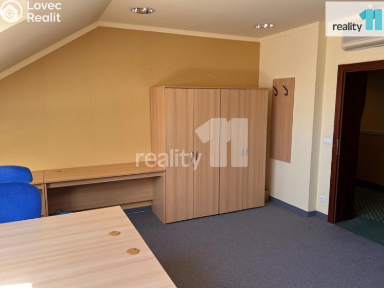 Pronájem kanceláře Karlovy Vary, Chebská 355/49 č. 3