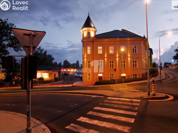 Pronájem kanceláře Karlovy Vary, Chebská 355/49 č. 5