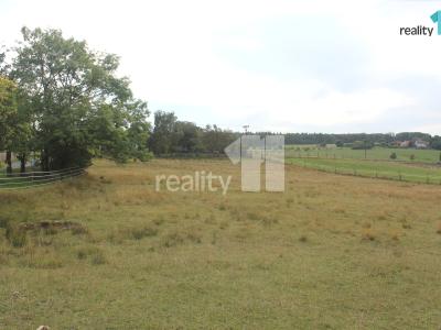 Prodej stavebního pozemku Lovečkovice č. 4