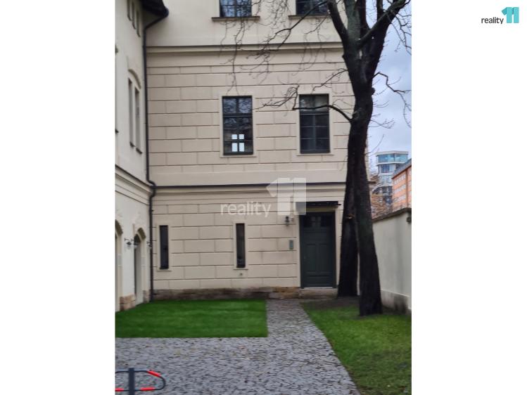 Prodej bytu 2+KK Praha č. 16