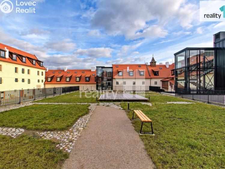 Pronájem bytu 2+KK Praha, Řeporyjská 1/2 č. 22