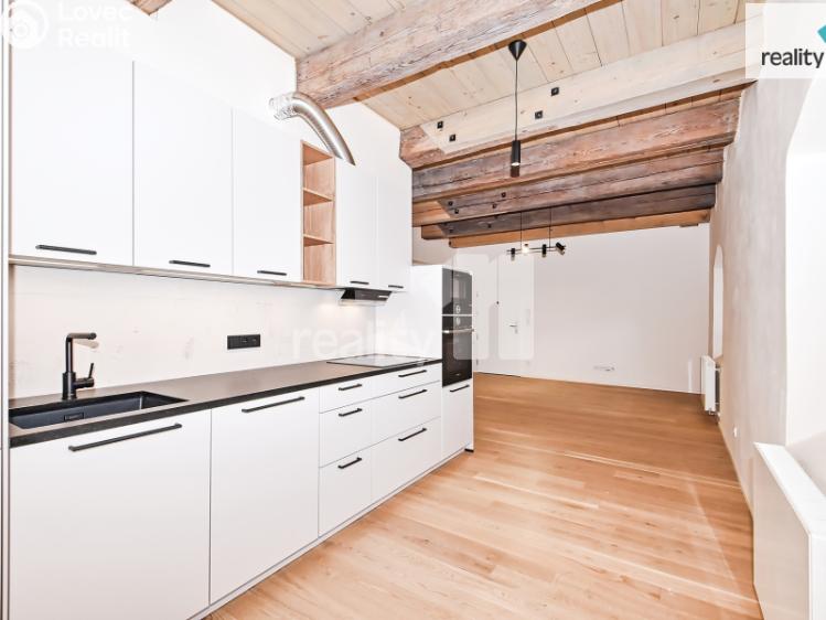 Pronájem bytu 2+KK Praha, Řeporyjská 1/2 č. 7