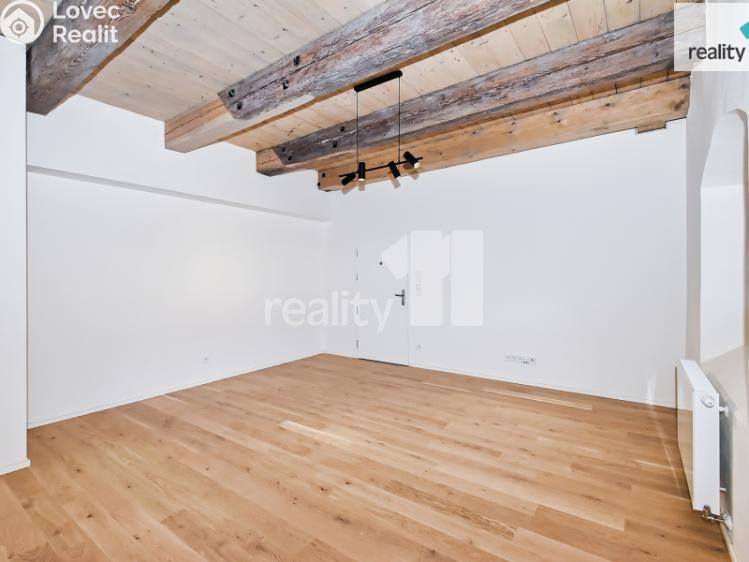 Pronájem bytu 2+KK Praha, Řeporyjská 1/2 č. 8