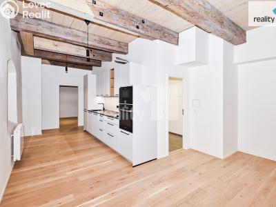 Pronájem bytu 2+KK Praha, Řeporyjská č. 4