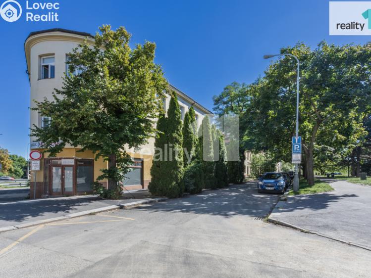 Prodej bytu 2+KK Praha, Hanusova 998/21 č. 1