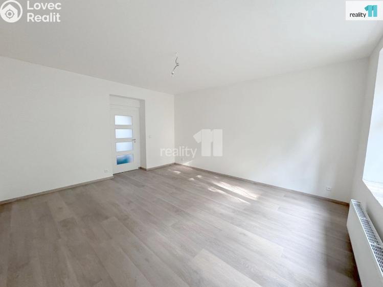 Prodej bytu 2+KK Praha, Hanusova 998/21 č. 3