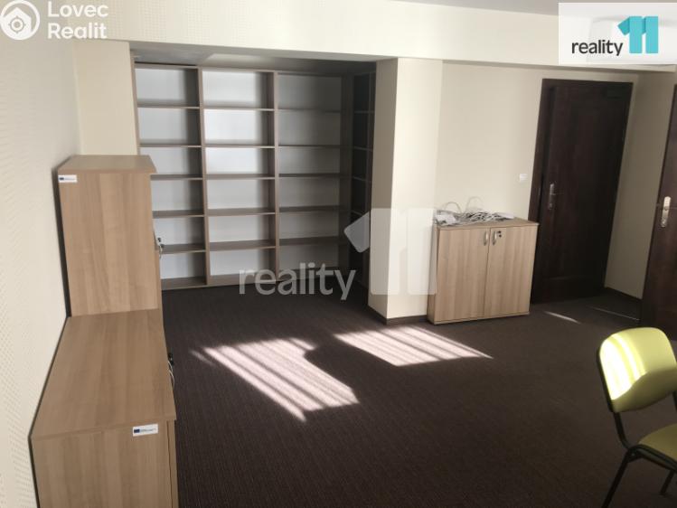 Pronájem kanceláře Karlovy Vary, Chebská 73/48 č. 3