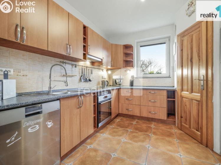 Prodej rodinného domu Cerhenice, Náměstí Míru 22 č. 5