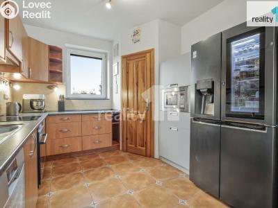 Prodej rodinného domu Cerhenice, Náměstí Míru 22 č. 6