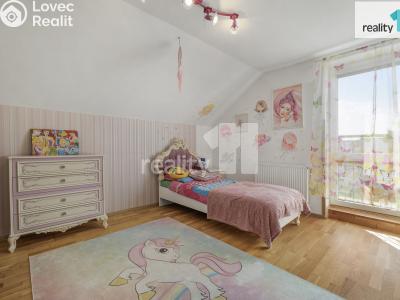 Prodej rodinného domu Cerhenice, Náměstí Míru 22 č. 27