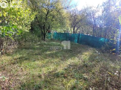 Prodej komerčního pozemku Čeperka č. 4