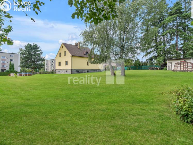 Prodej stavebního pozemku Kamenice, Kalinová 9 č. 3