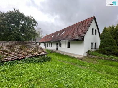 Prodej rodinného domu Loket č. 13