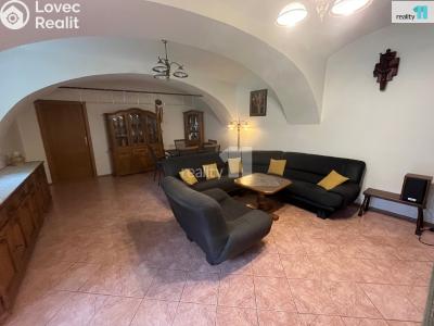 Prodej rodinného domu Loket č. 7