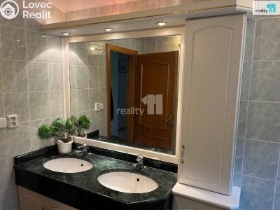 Prodej rodinného domu Loket č. 9