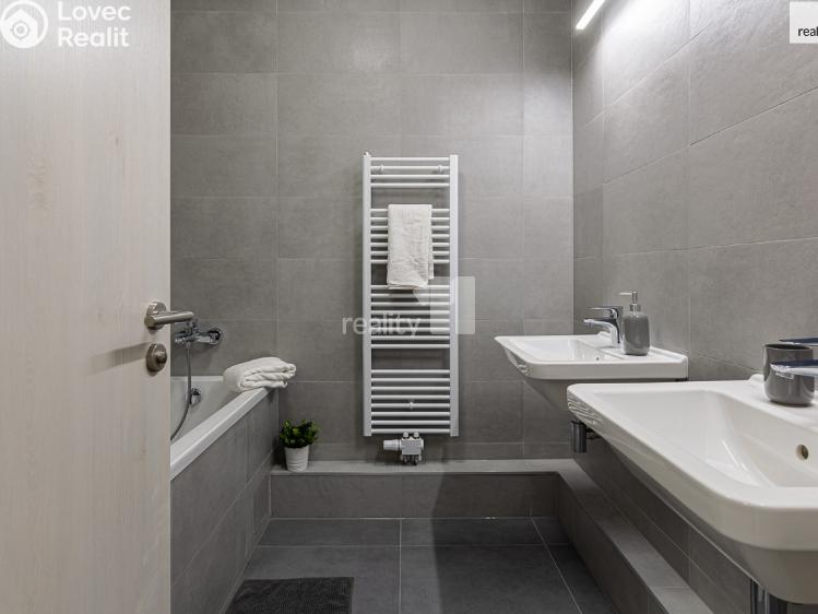 Pronájem bytu 3+KK Praha, V Holešovičkách 2518/36 č. 7