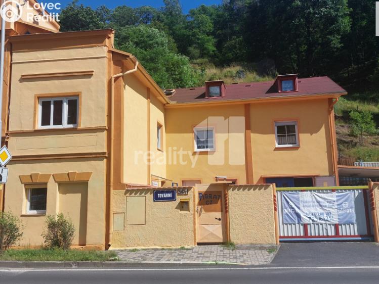 Prodej rodinného domu Loket, Tovární 206/41 č. 1