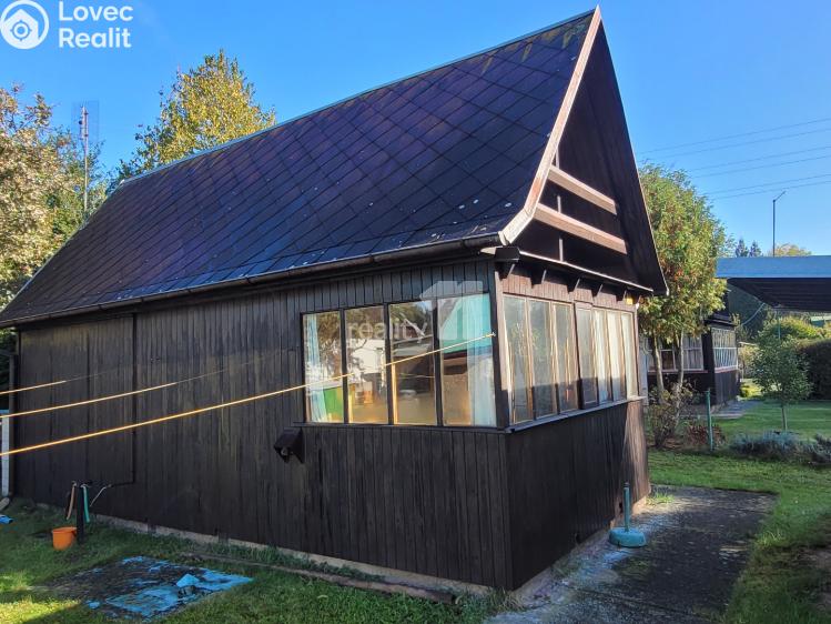 Prodej chaty Káraný č. 4