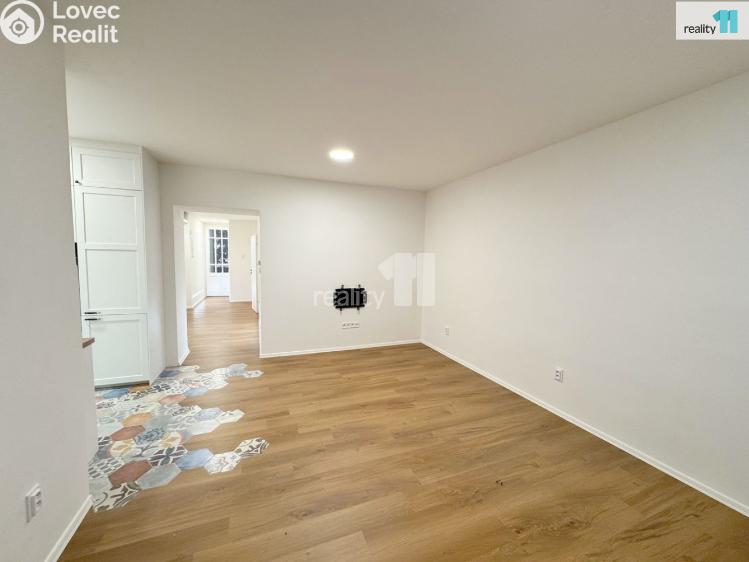 Pronájem bytu 3+KK Praha, Ševčíkova 1288/4 č. 3