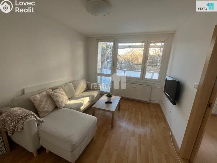 Pronájem bytu 2+KK Praha, Na vinobraní 3009/57 č. 3