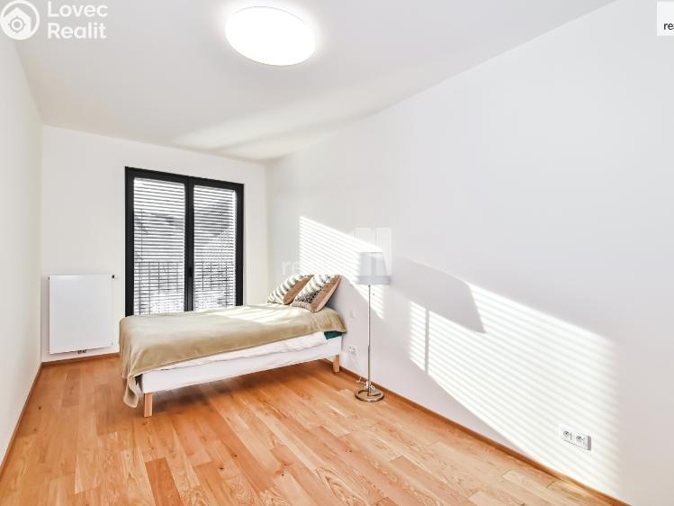 Pronájem bytu 2+KK Praha, Albrightové 3385/3 č. 8