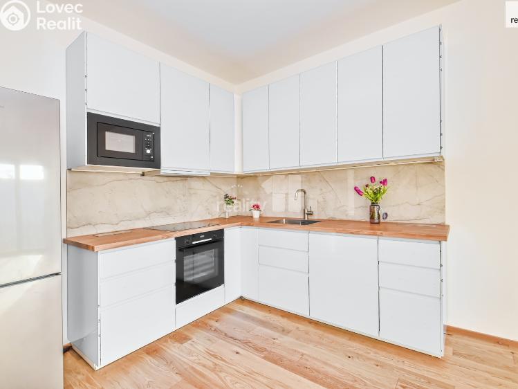 Pronájem bytu 2+KK Praha, Albrightové 3385/3 č. 2