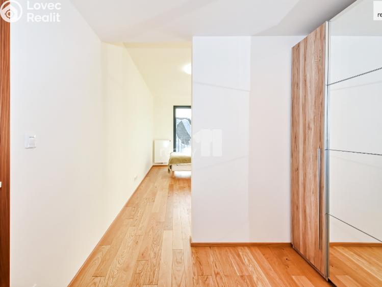 Pronájem bytu 2+KK Praha, Albrightové 3385/3 č. 9