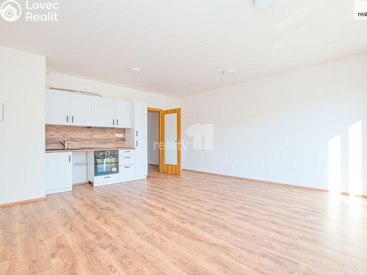 Pronájem bytu 1+KK Liberec, Tovární 284/7 č. 2