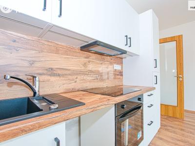 Pronájem bytu 1+KK Liberec, Tovární č. 7