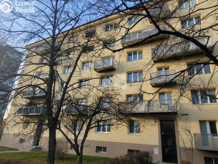 Pronájem bytu 2+1 Praha, Poděbradská 541/99 č. 16