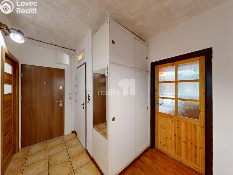 Prodej bytu 3+1 Praha, Dobratická 520 č. 17