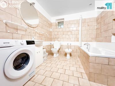 Pronájem bytu 3+KK Kroměříž, Riegrovo náměstí č. 8