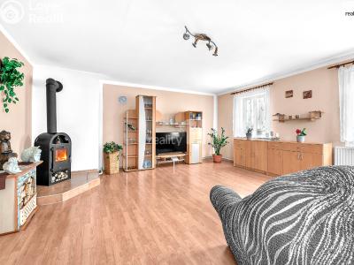 Prodej bytu 3+1 Kamenický Šenov, Sokolská 390 č. 8