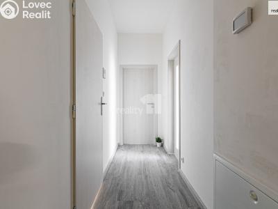 Pronájem bytu 2+KK Praha, V Holešovičkách č. 4