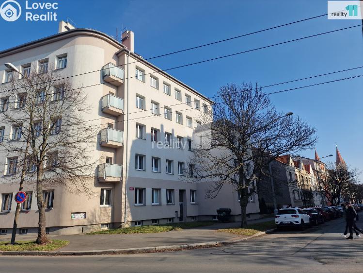 Prodej bytu 2+1 Plzeň, Thámova 2337/36 č. 1