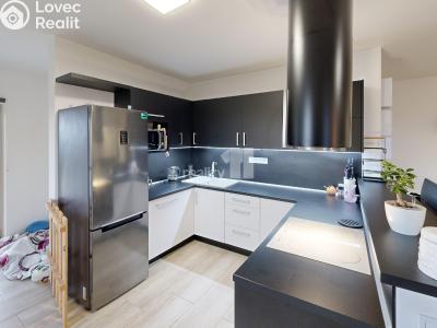 Prodej rodinného domu Věž č. 7