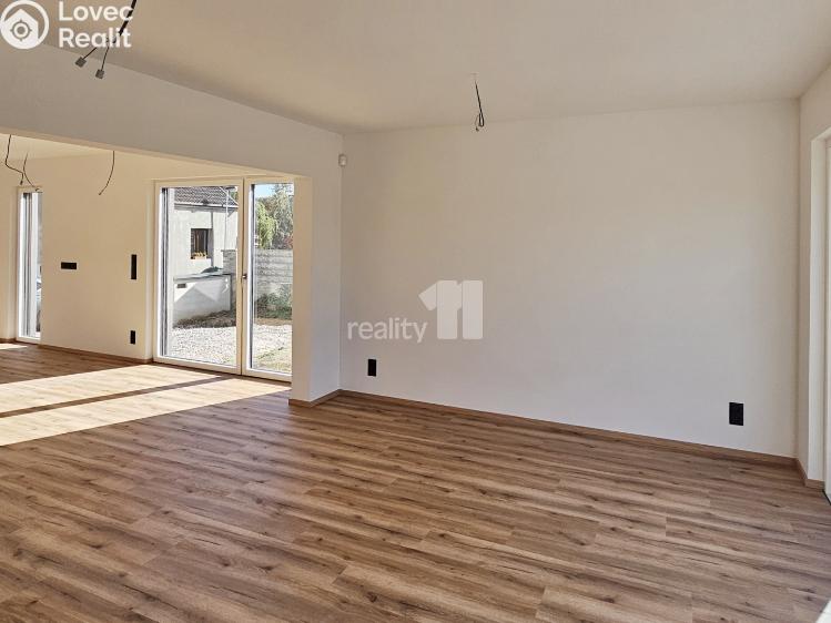 Pronájem rodinného domu Kladno, Pechlátova 640 č. 2