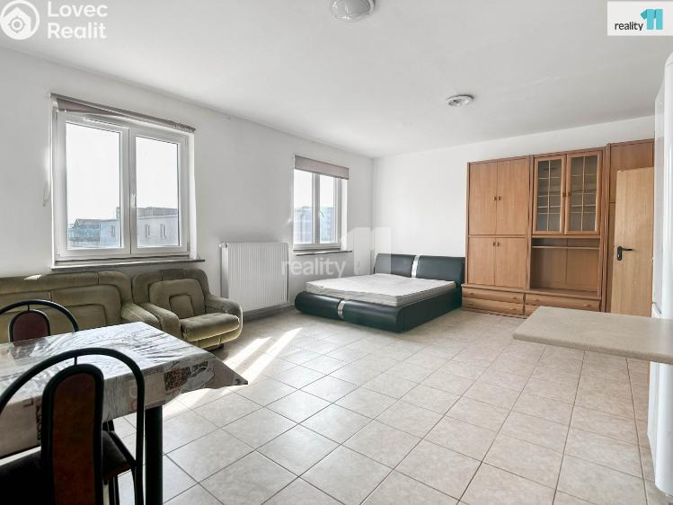 Pronájem bytu 1+KK Přerov, Dluhonská 2926/100 č. 2