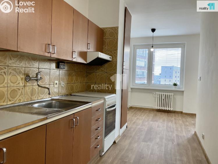 Prodej bytu 2+1 Praha, Na křivce 1307/70 č. 5