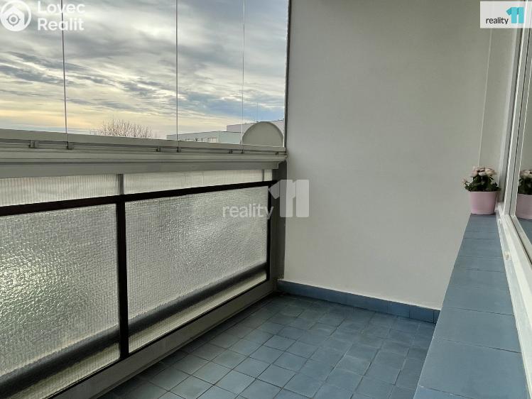 Prodej bytu 2+1 Praha, Na křivce 1307/70 č. 13