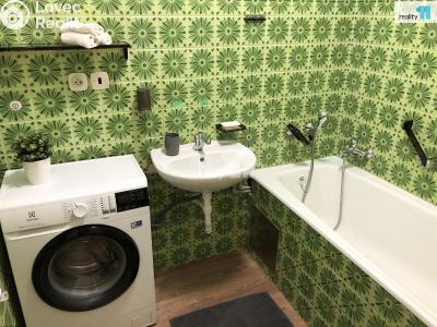 Prodej bytu 2+1 Praha, Na křivce č. 10