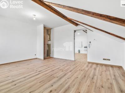 Pronájem bytu 4+KK Kouřim, Dubová 69 č. 9