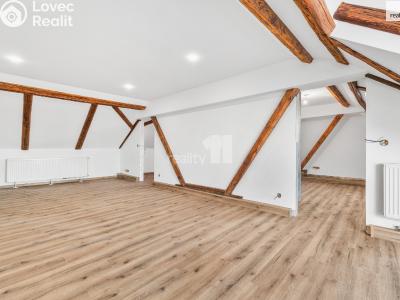 Pronájem bytu 4+KK Kouřim, Dubová 69 č. 11