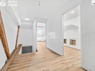 Pronájem bytu 4+KK Kouřim, Dubová 69 č. 13