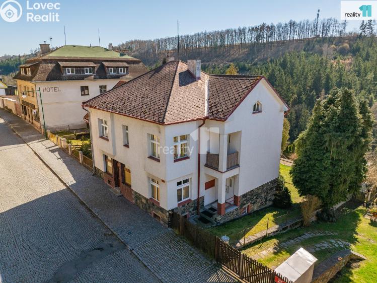 Prodej rodinného domu Rataje nad Sázavou, náměstí Míru 185 č. 2